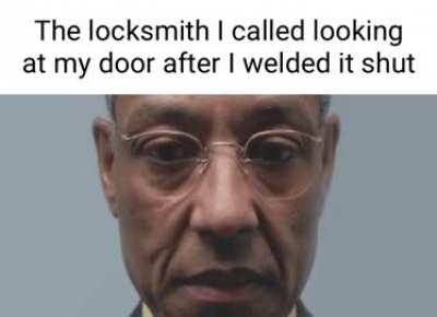 Hrhehwjwnendoofjrhrhrhdjwkwi