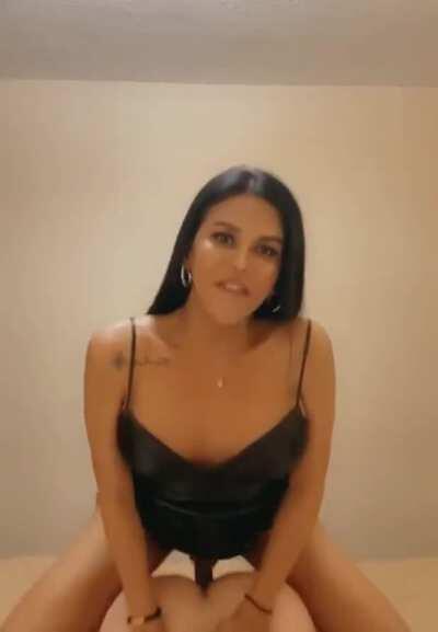 TS Foxy Anastasia rams guy