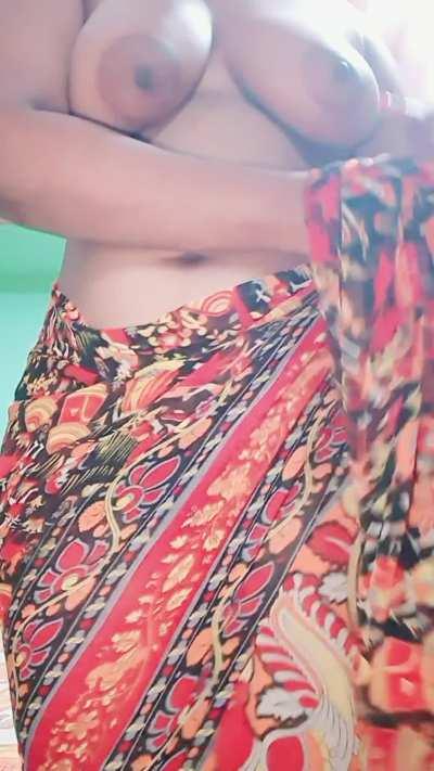 I wanna send nudes to random men, leave a ❤️ if ur game