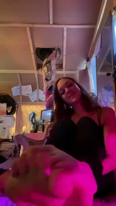 I told my old classmate that i liked her feet