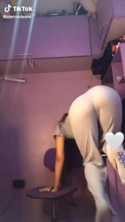 she’d get fucked from behind