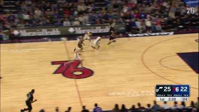 [Highlight] Maxey with the steal and the score.