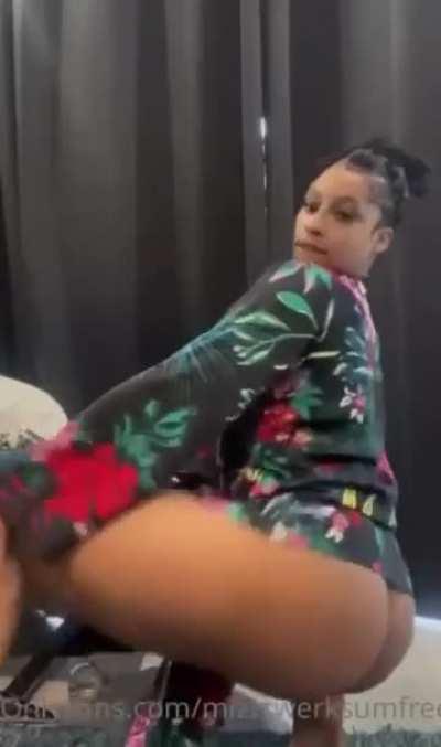 Mizztwerksum tele 5$ diamond 20$ ruby 