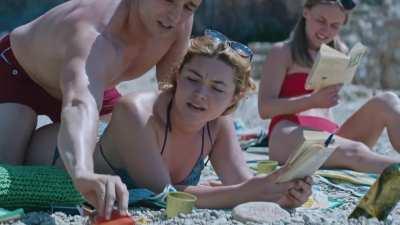 Florence Pugh - The Little Drummer Girl S01E01