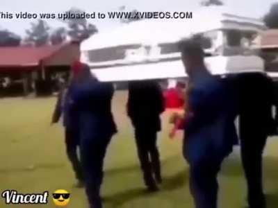 Arey maa ka chut iski maa ka bosda yeh kya ho gaya 😐😐