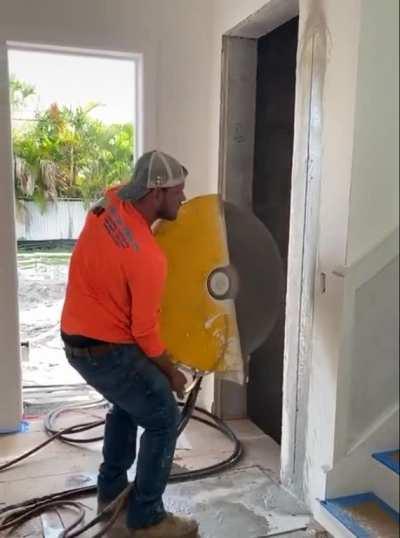 Специалисты по техники безопасности покинули чат...