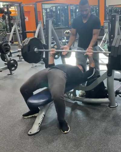 Feel like I had the 3rd one without the spotter touching the bar. What do you think