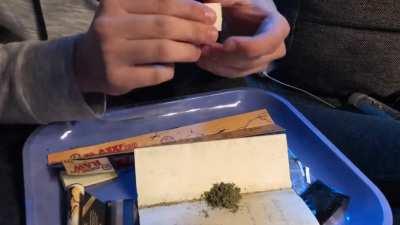 timelapse of me rolling a joint