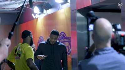 Giannis congratulating Lebron after he broke the scoring record: 