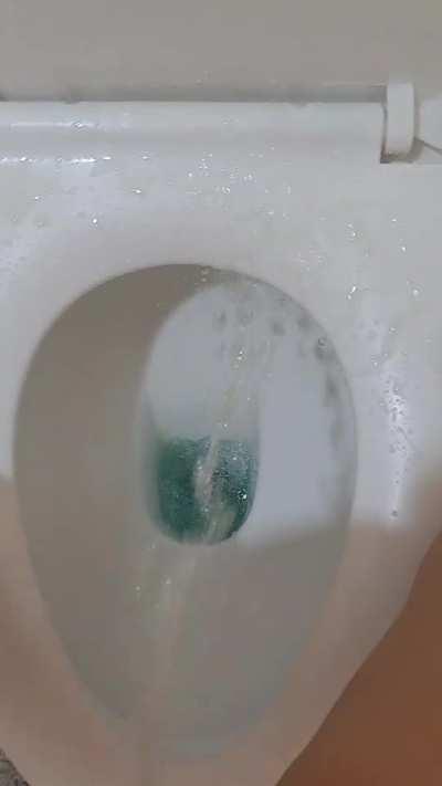 Morning pee 💦 