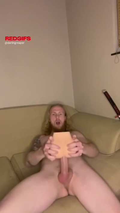 Tight holes are meant to be stretched and filled 😈💦