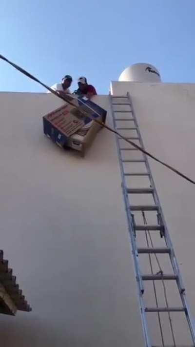 WCGW by lifting a new AC not knowing good knots