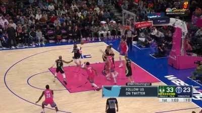 [Highlight] Brook Lopez gets two blocks within 5 seconds to contain the Wizards posession!