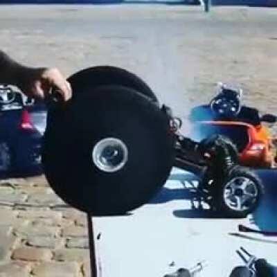 Super speedyboi fast