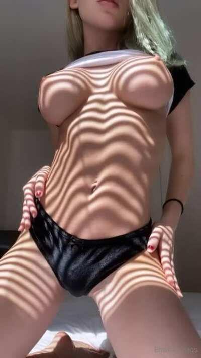 Beautiful bimbo with beautiful tits