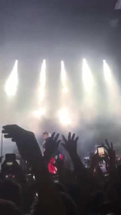 Juice throwing Ally's birthday cake as seen in the righteous music video