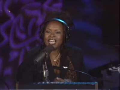 Stump the Booey with 2 blondes