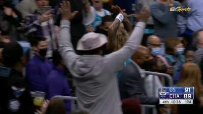 [Highlight] Kelly Oubre with two quick technical fouls and he is ejected from the game