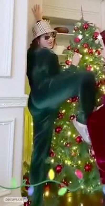 Nothing like hot buns for Xmas