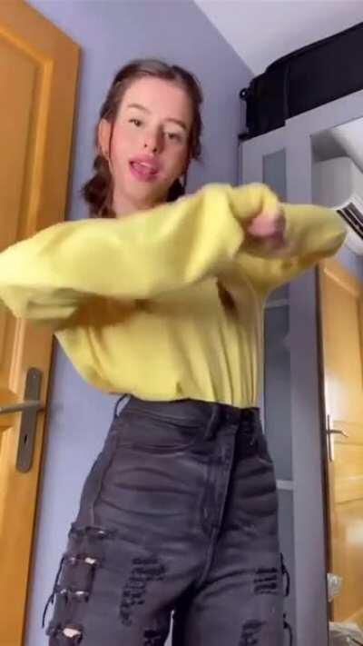 Compilation of all the videos Lea elui never posted🌺