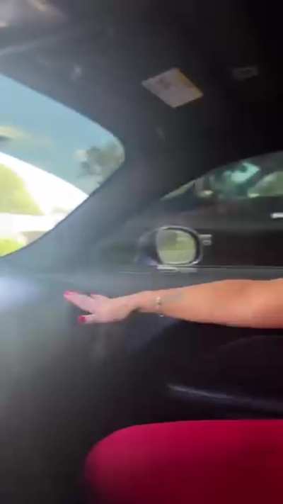 I have boobs and a face…. Ya like em’?