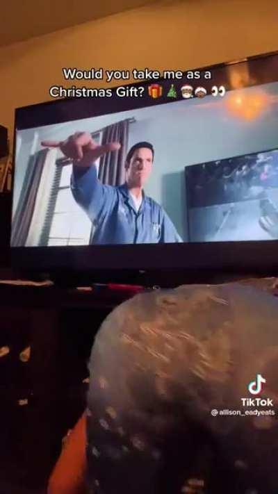 (allison_eadyeats) twerking