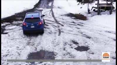 Good boy saves smol boy