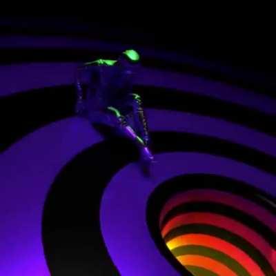 The way the lines move inward