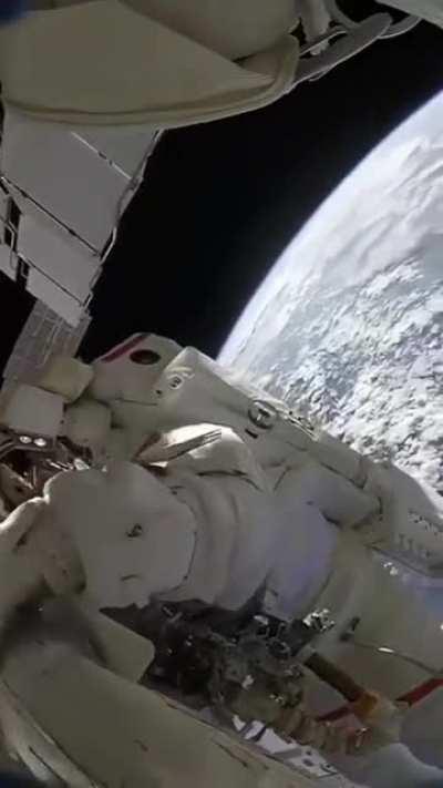 Amazing 👨‍🚀🌎