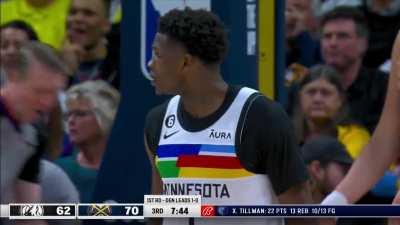 [Highlight] Anthony Edwards viciously swats away Jokic's shot