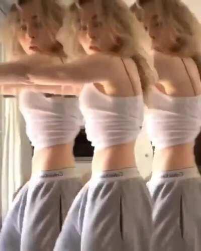 Legendary. I could watch her move like that for hours. 😍