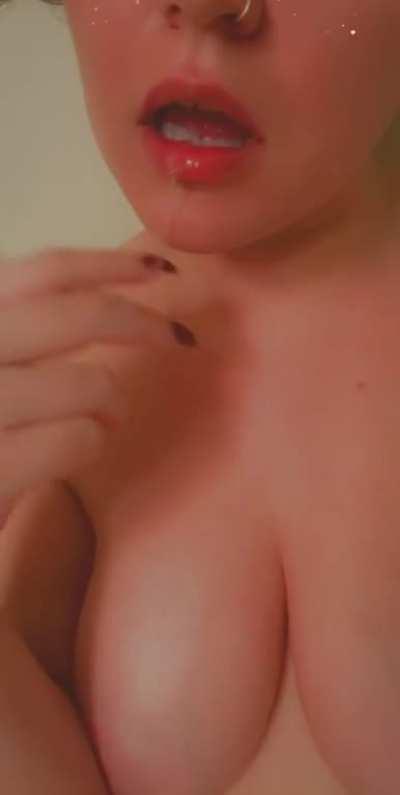 [f] just a little 👅💦