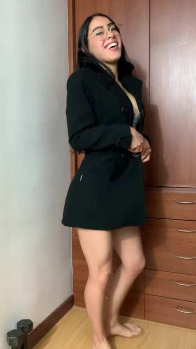 Looking for a boyfriend who fucks me everyday, any volunteer?