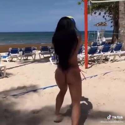 Luz Elena Echeverria (@lucecitaecheverria)