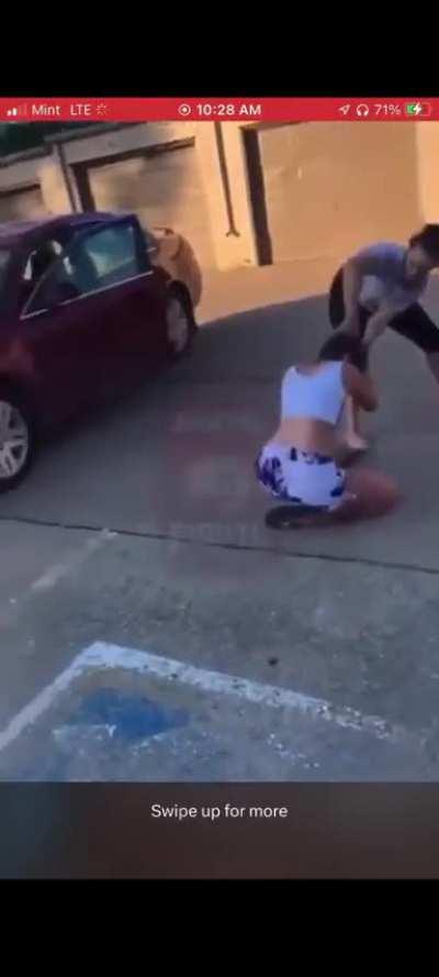 White hoodie kept saying she wanted to fight 