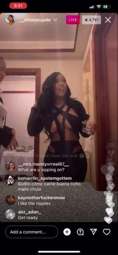 Full live (Nip Slip)