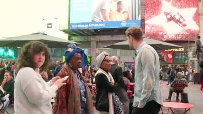 Actor not sure if he should support Israel or Palestine