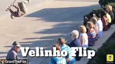 Velhinho Flip