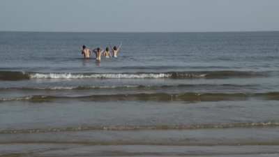 Esther Zimmering, Janina Rudenska, Elisabeth-Marie Leistikow - Ins Blaue (DE2012) - Whales appeared during filming