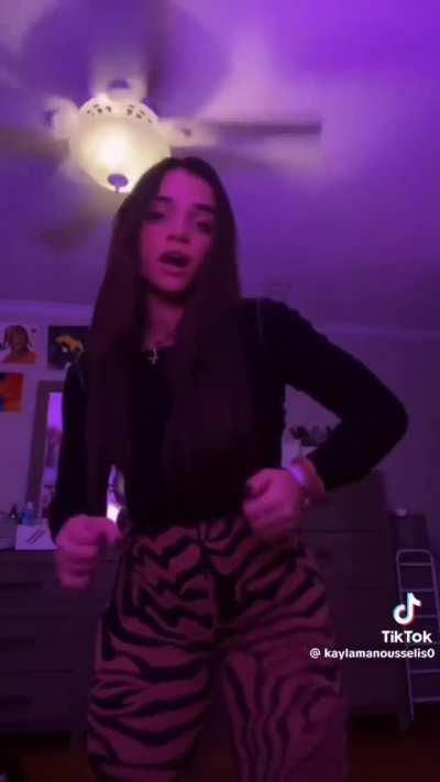 @kaylamanousselis comp