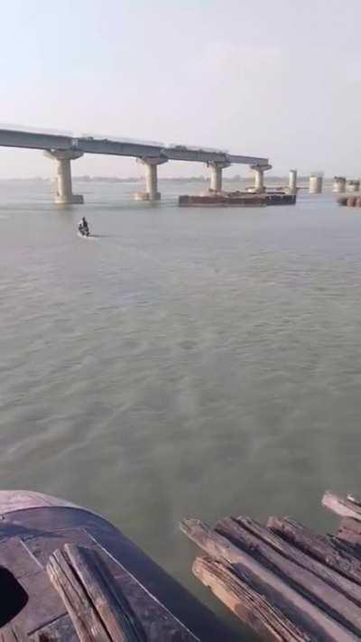 How dads describe they went to school. (Loud music warning)