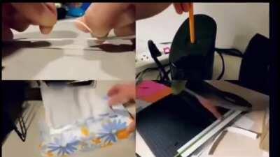 Один из пользователей Reddit умудрился исполнить заглавную тему «Офиса» при помощи офисных канцтоваров