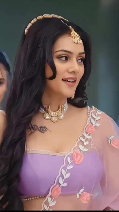 Mallika bolegi to kisi ka bhi l*und chus lu iske lie😍🤤