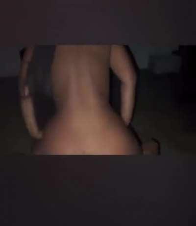 Thick janiel riding dick