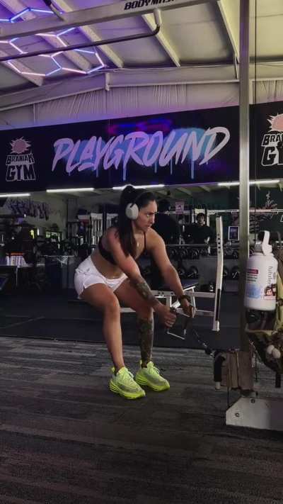 my shoes are nike double stacked btw