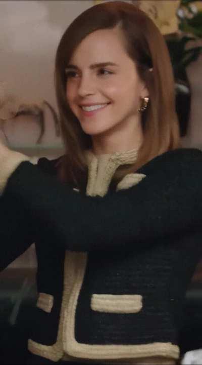 Emma Watson giving you a quick handjob. How many sec. will you last before bursting all over her face?