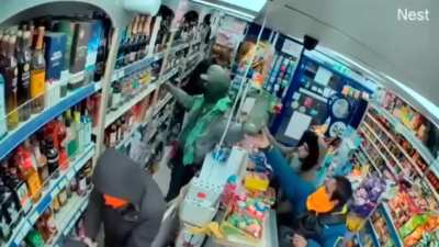 Thieves are stealing bottles of alcohol from an off-licence store in Slough.