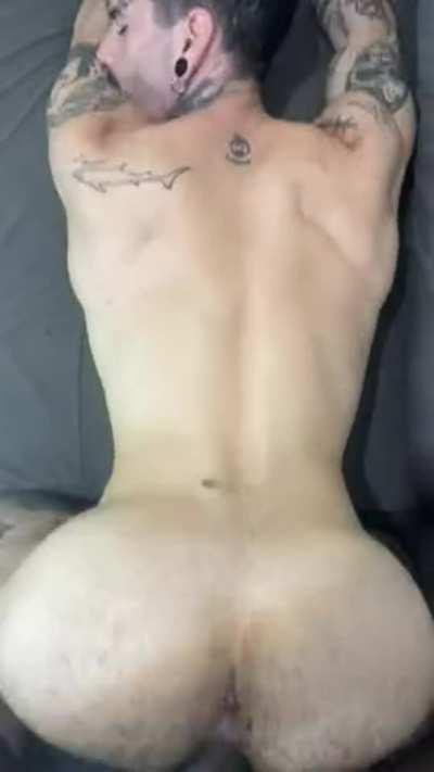 This is how you fuck a hole