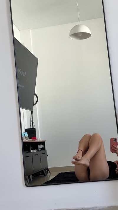 Feet on top, feet on bottom, feet everywhere. Pick your poison :)