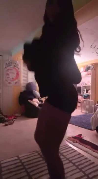 AudriSummers THROWING It